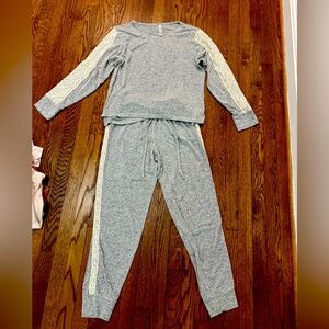 Anthropologie Flora Nikrooz Lace Trim pajamas